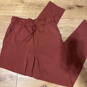 Lululemon Stretch High rise joggers 7/8